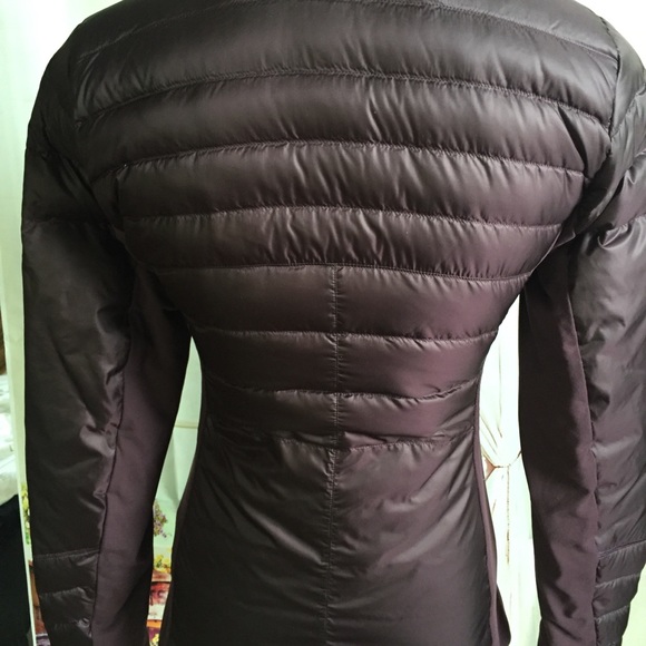 NWT BLACK CHERRY DOWN FOR A RUN PULLOVER LULULEMON - Picture 4 of 5